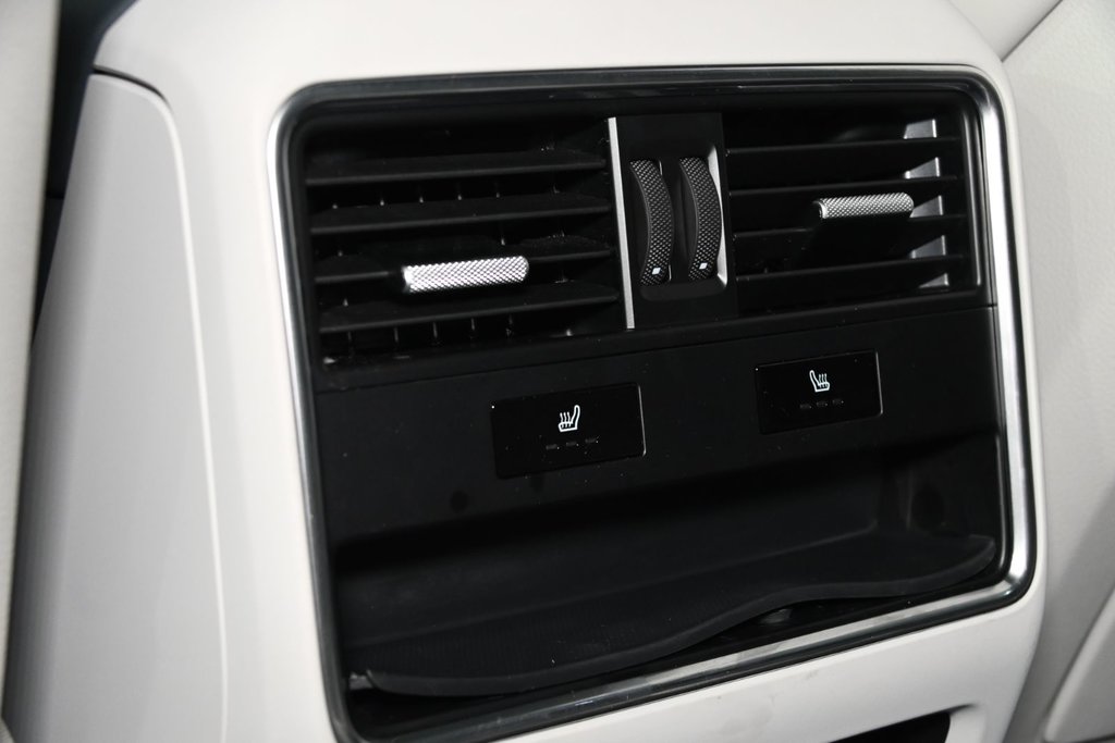 Porsche Cayenne PLATINUM EDIT PREMIUM PACKAGE BOSE HUD CAM360 TOIT 2023 à Montréal, Québec - 43 - w1024h768px