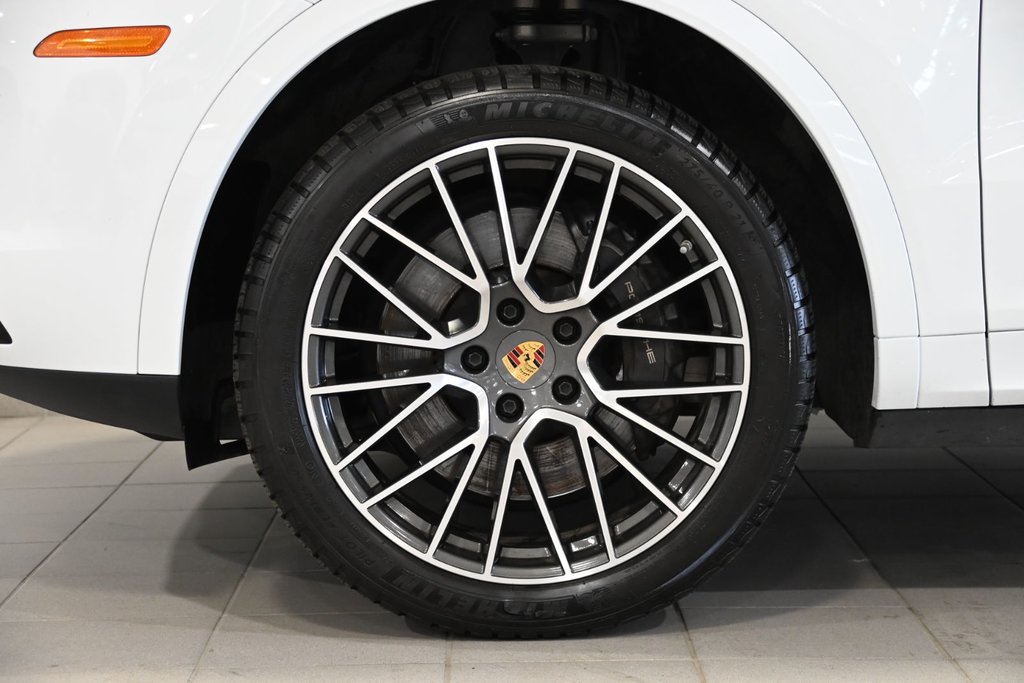 Porsche Cayenne PLATINUM EDIT PREMIUM PACKAGE BOSE HUD CAM360 TOIT 2023 à Montréal, Québec - 7 - w1024h768px