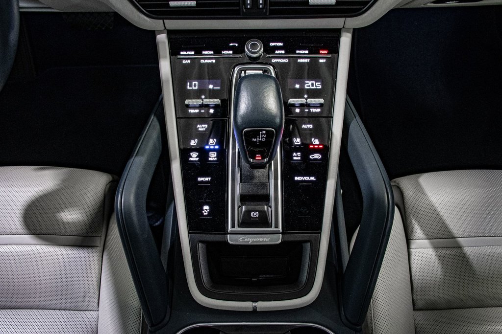 2023 Porsche Cayenne PLATINUM EDIT PREMIUM PACKAGE BOSE HUD CAM360 TOIT in Montréal, Quebec - 31 - w1024h768px