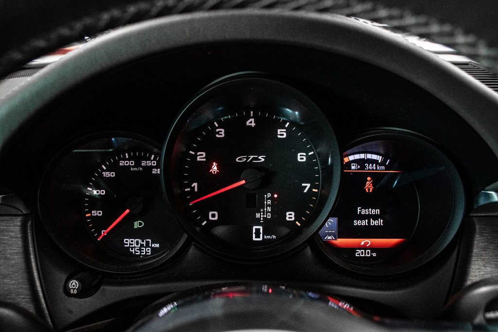 Porsche Macan GTS AWD BOSE SUSPENSION AJUSTABLE TOIT PANO CAM 2017 à Montréal, Québec - 38 - w1024h768px