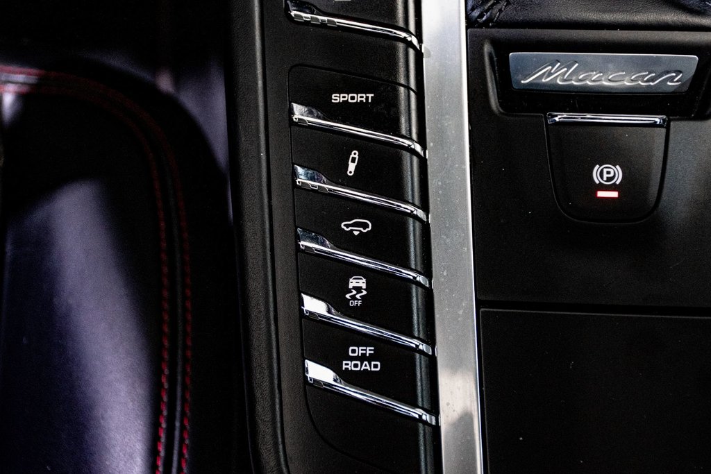 Porsche Macan GTS AWD TWIN TURBO PREMIUM PACK 375HP CAM360 NAV 2021 à Montréal, Québec - 30 - w1024h768px