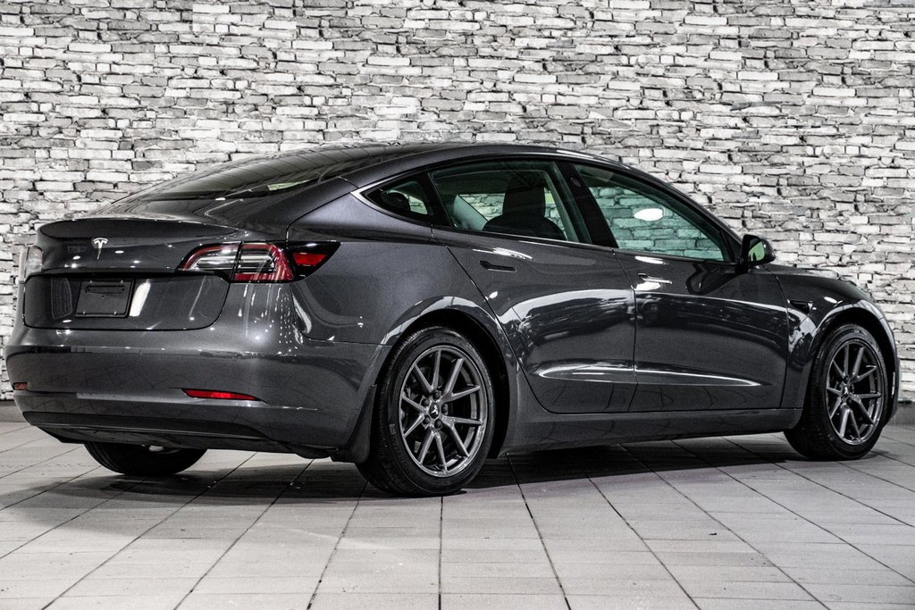 Tesla MODEL 3 STANDARD RANG PLUS CUIR TOIT PANO CAMERA 2021 à Montréal, Québec - 12 - w1024h768px