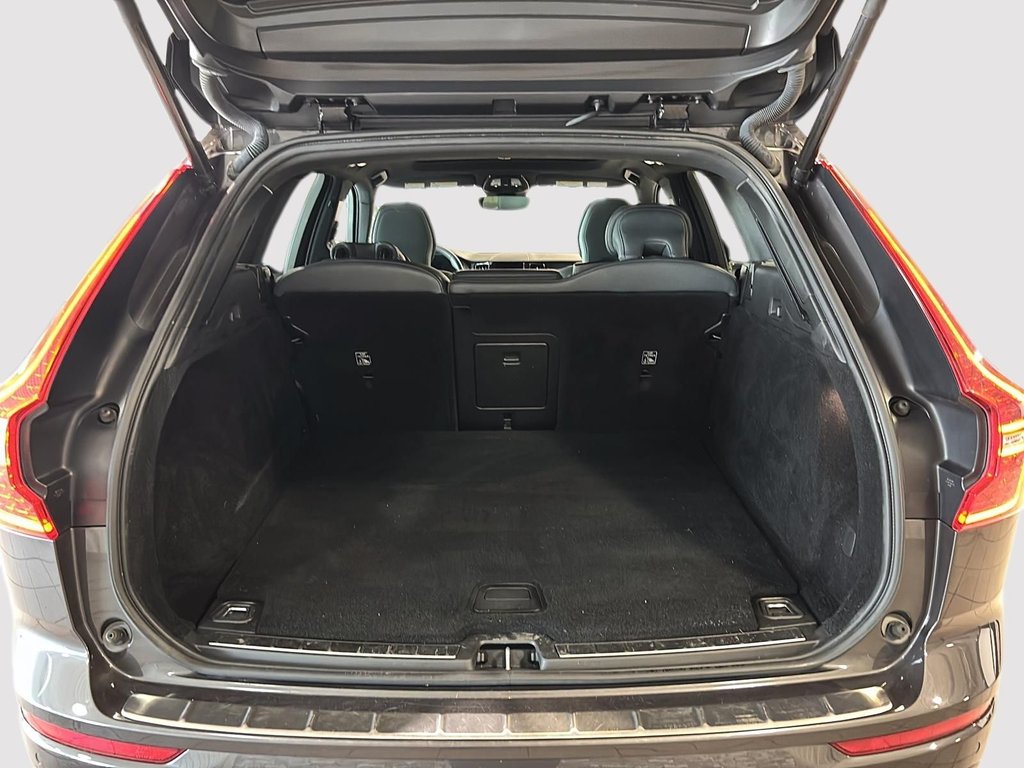 Volvo XC60 R-Design Harman Kardon Toit GPS Sieges Chauffants 2022 à Montréal, Québec - 31 - w1024h768px