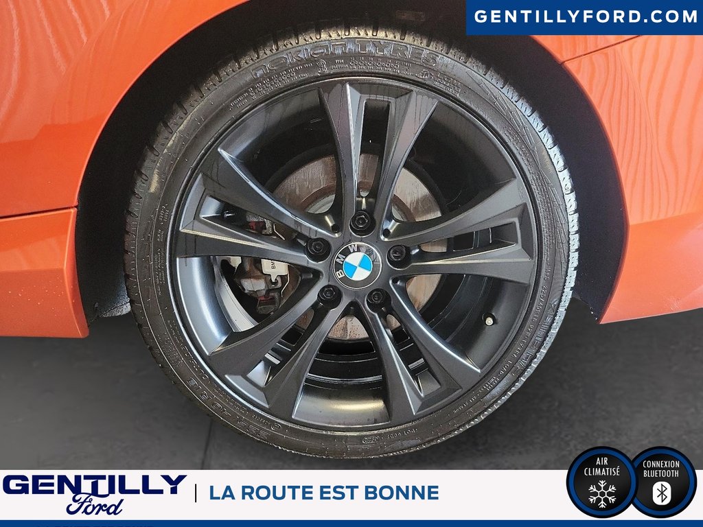 2015 BMW 2 Series 228i xDrive in Bécancour (Gentilly Sector), Quebec - 8 - w1024h768px