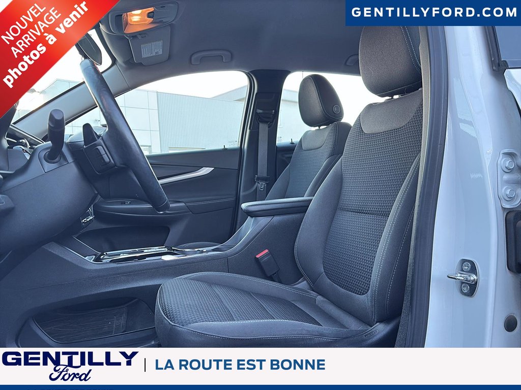 Chevrolet Bolt EUV LT 2023 à Bécancour (Secteur Gentilly), Québec - 2 - w1024h768px