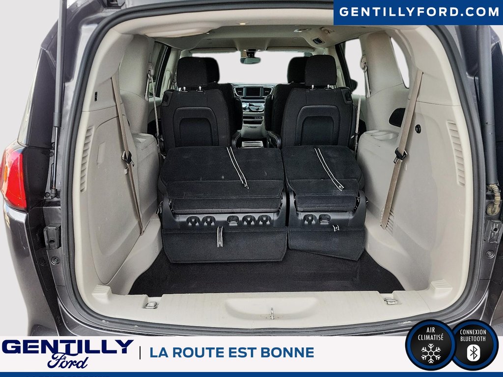 Chrysler Grand Caravan SXT 2022 à Bécancour (Secteur Gentilly), Québec - 6 - w1024h768px