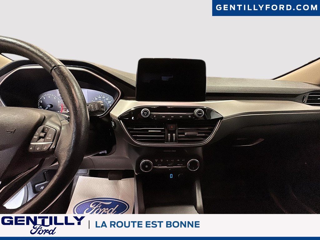 2020 Ford Escape SEL in Bécancour (Gentilly Sector), Quebec - 14 - w1024h768px