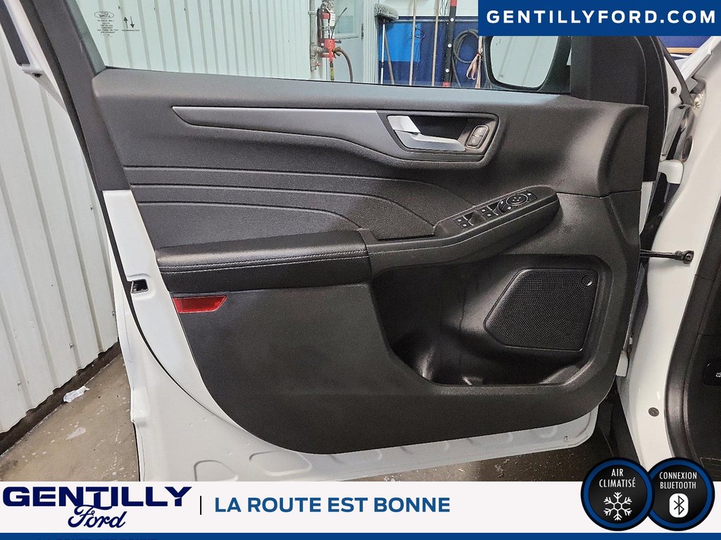 Ford Escape PHEV 2023 à Bécancour (Secteur Gentilly), Québec - 11 - w1024h768px