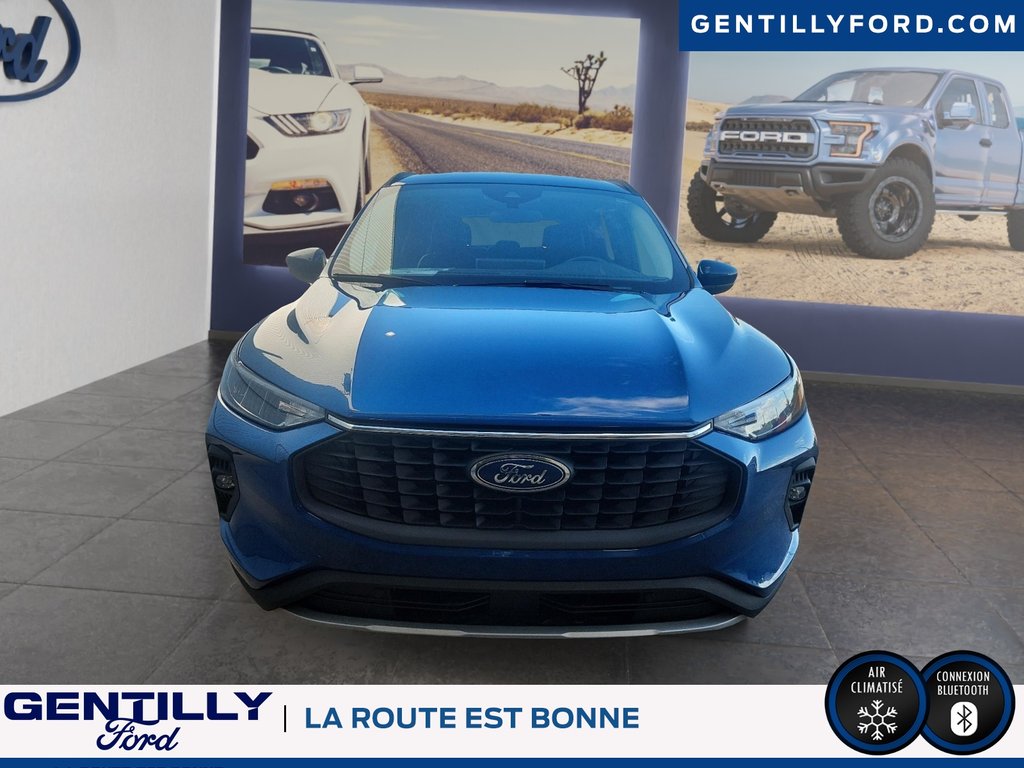 2023 Ford Escape PHEV in Bécancour (Gentilly Sector), Quebec - 2 - w1024h768px