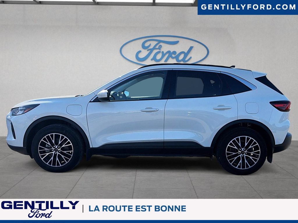 2023 Ford Escape PHEV in Bécancour (Gentilly Sector), Quebec - 5 - w1024h768px