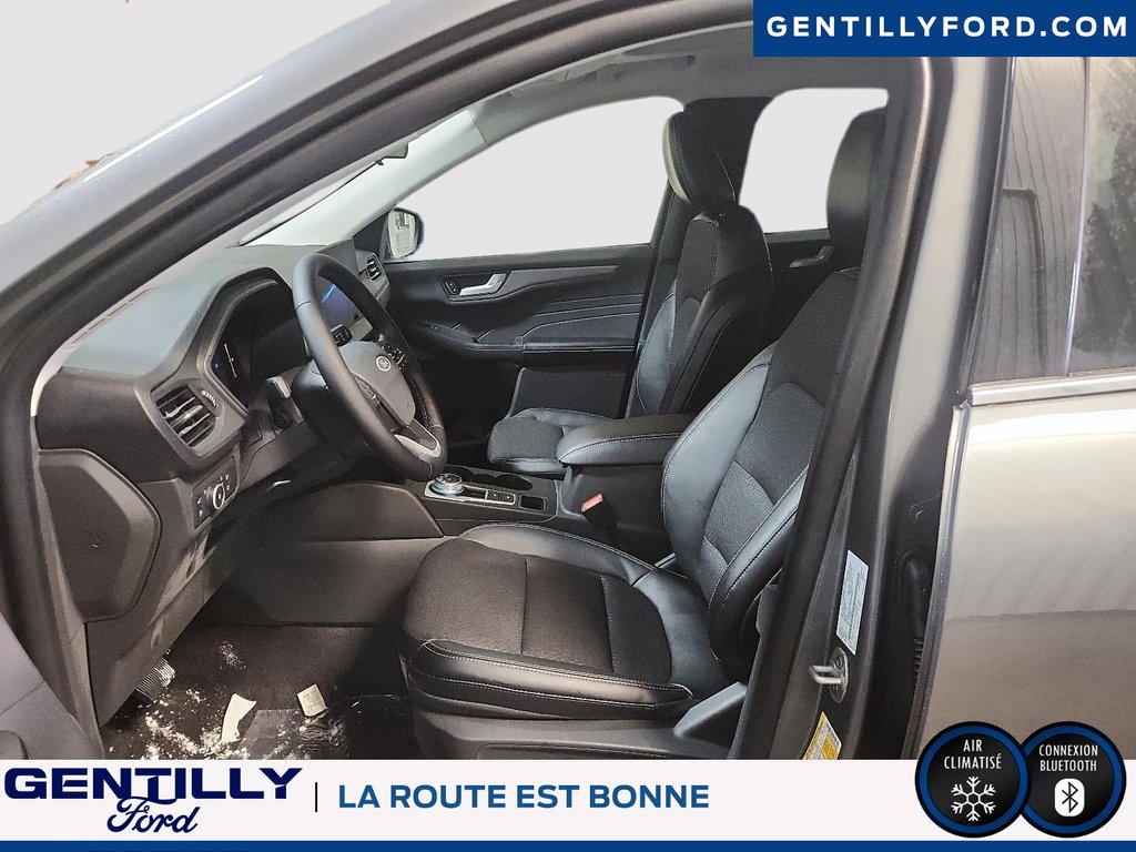 2025 Ford Escape PHEV in Bécancour (Gentilly Sector), Quebec - 9 - w1024h768px
