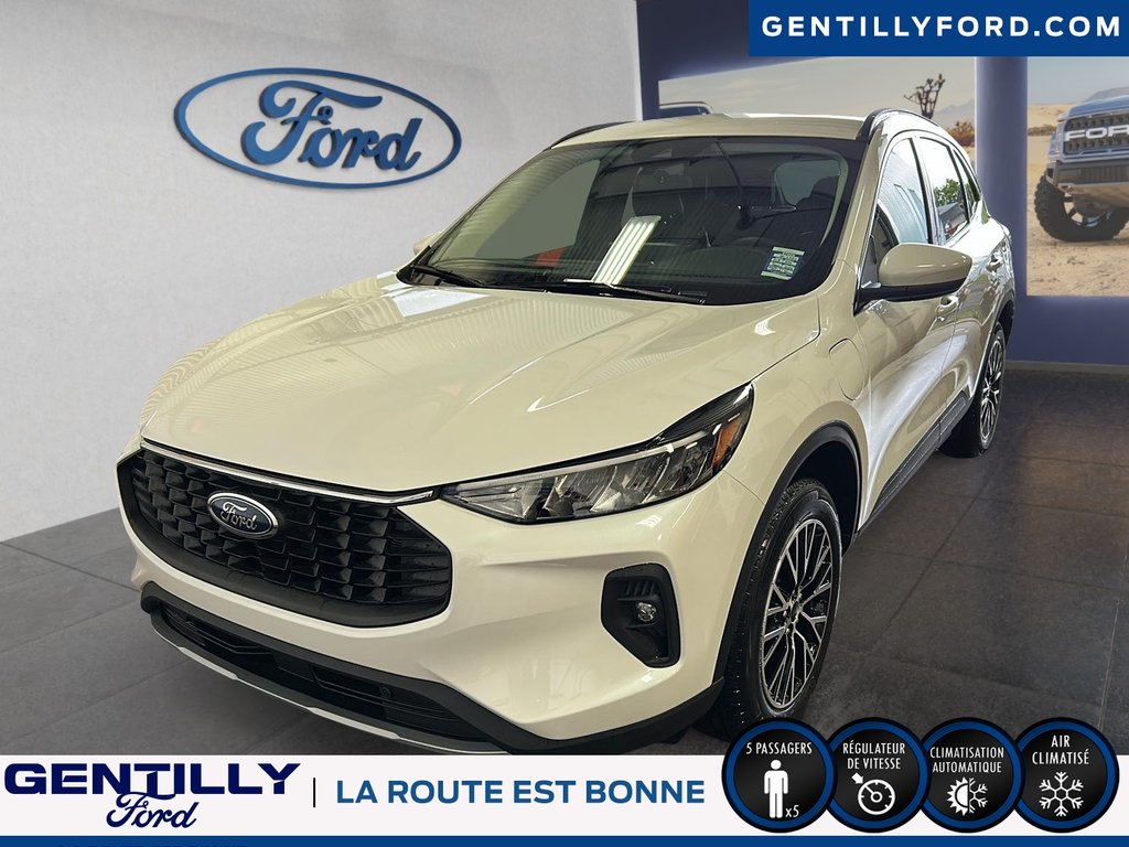 2025 Ford Escape PHEV in Bécancour (Gentilly Sector), Quebec - 1 - w1024h768px