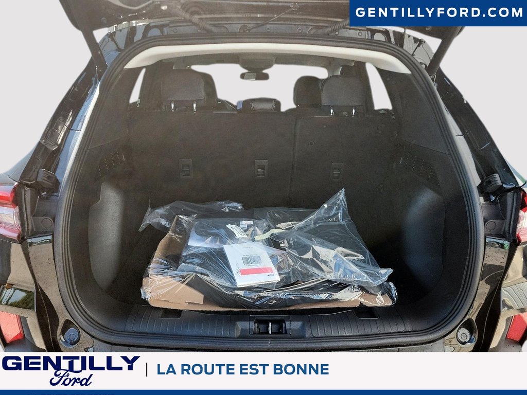 2025 Ford Escape PHEV in Bécancour (Gentilly Sector), Quebec - 6 - w1024h768px