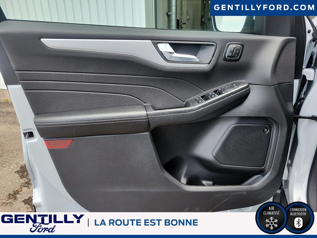 Ford Escape PHEV 2025 à Bécancour (Secteur Gentilly), Québec - 10 - w1024h768px