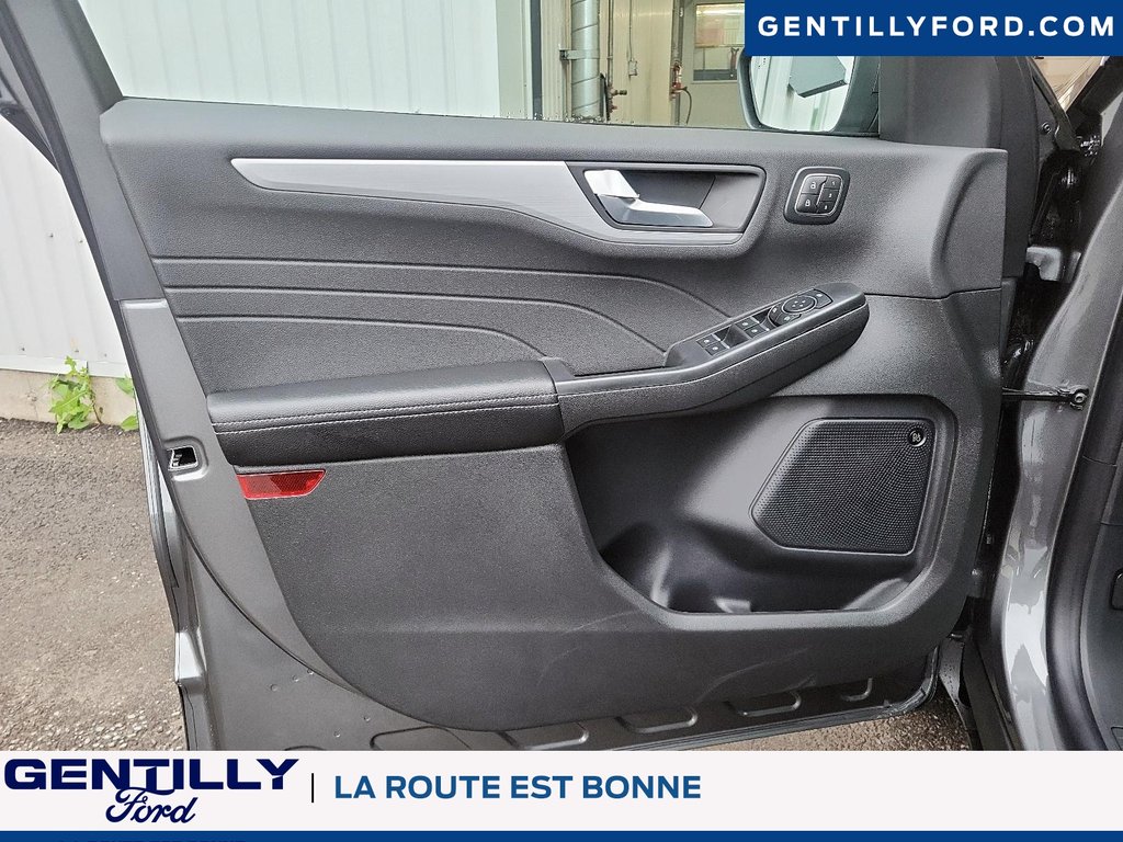 Ford Escape PHEV 2025 à Bécancour (Secteur Gentilly), Québec - 10 - w1024h768px