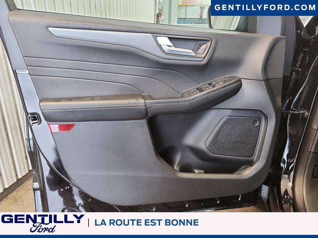 Ford Escape PHEV 2025 à Bécancour (Secteur Gentilly), Québec - 11 - w1024h768px