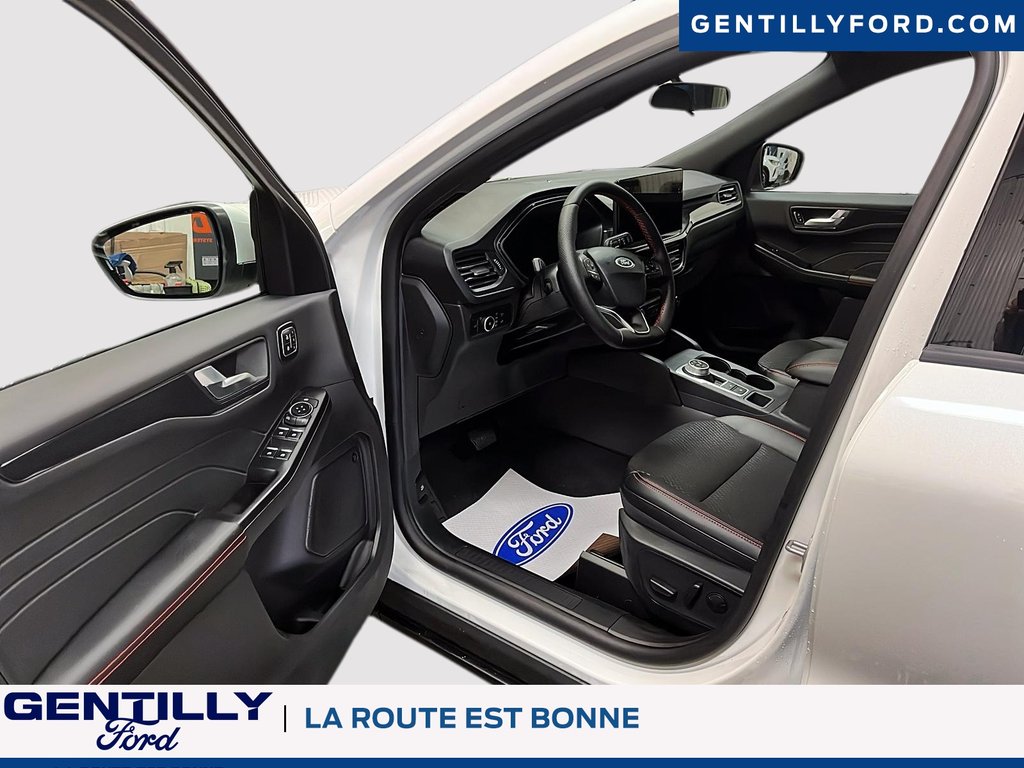 Ford Escape ST-Line Select 2026 à Bécancour (Secteur Gentilly), Québec - 12 - w1024h768px