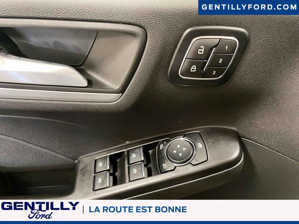Ford Escape PHEV 2026 à Bécancour (Secteur Gentilly), Québec - 11 - w1024h768px