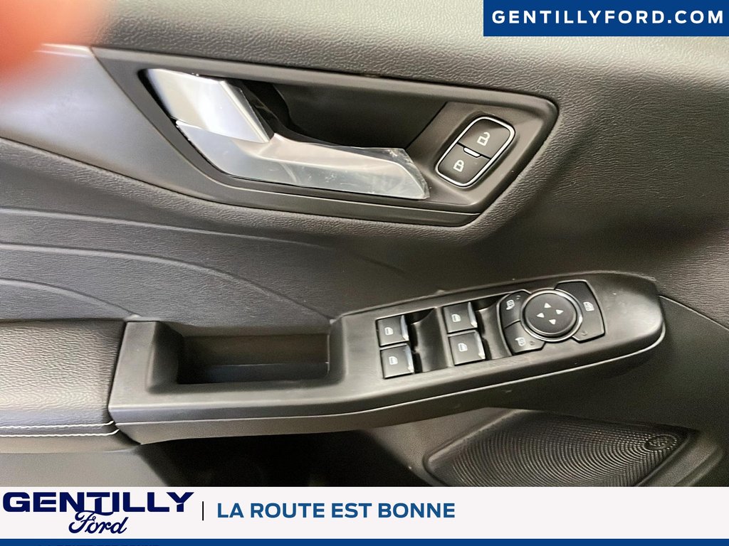 2026 Ford Escape PHEV in Bécancour (Gentilly Sector), Quebec - 11 - w1024h768px