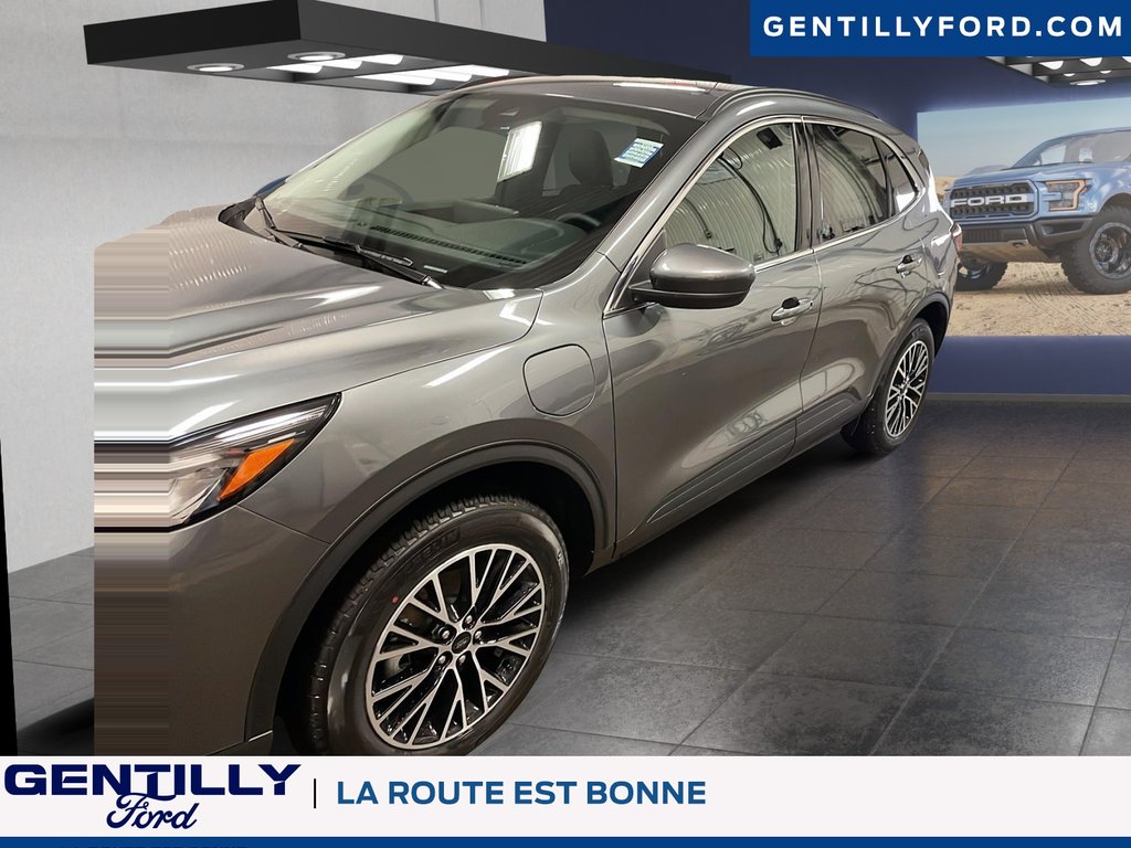 2026 Ford Escape PHEV in Bécancour (Gentilly Sector), Quebec - 1 - w1024h768px