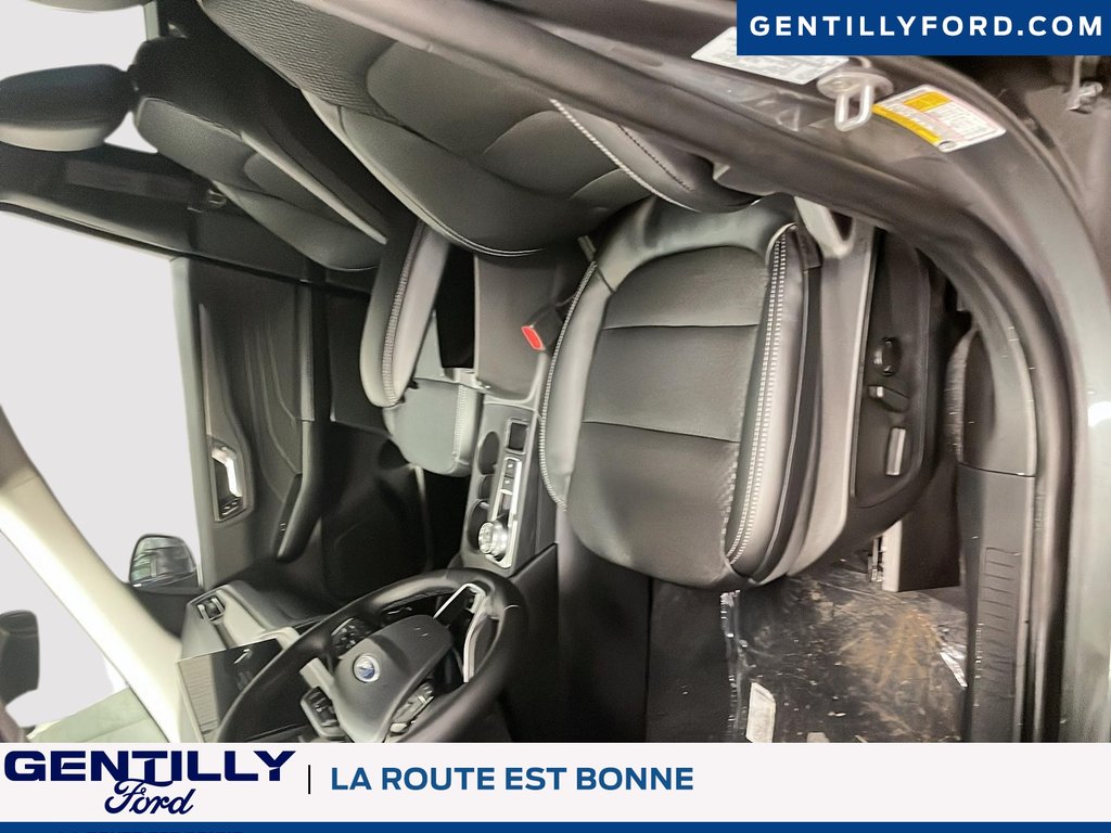 2026 Ford Escape PHEV in Bécancour (Gentilly Sector), Quebec - 9 - w1024h768px