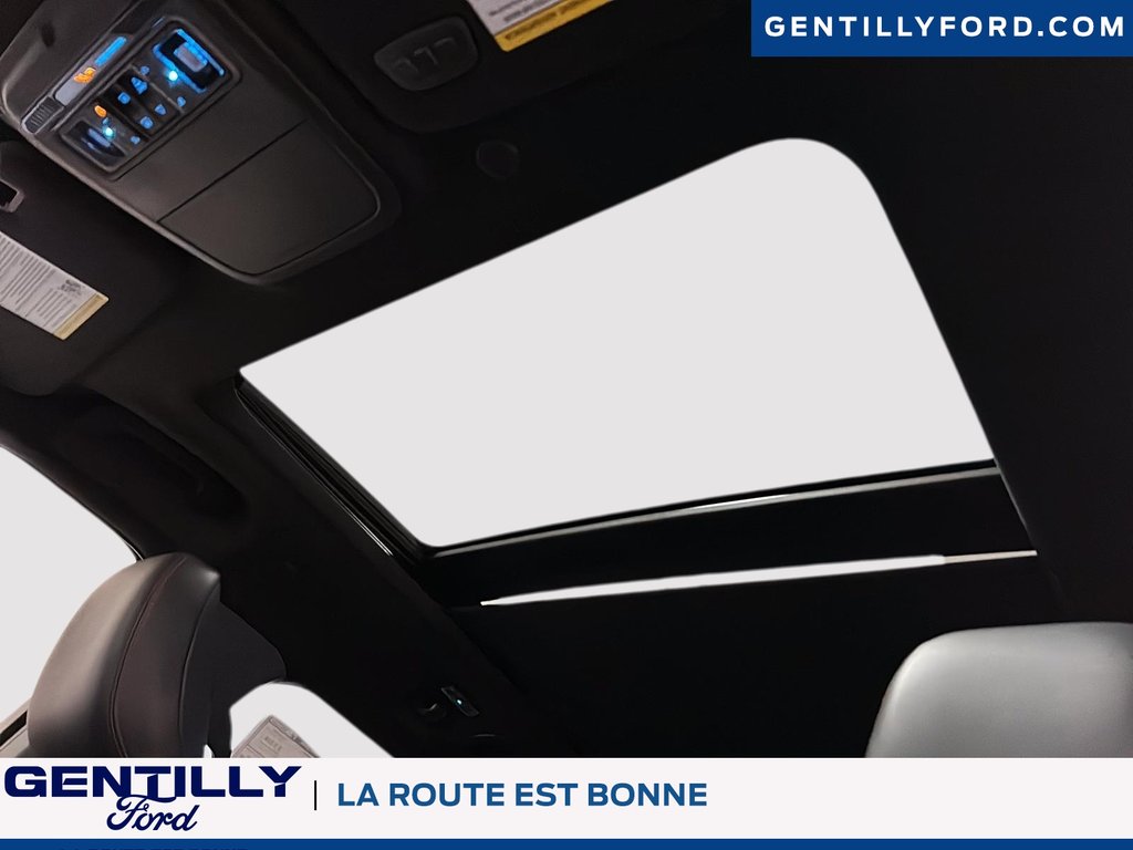 2025 Ford Explorer ST-Line in Bécancour (Gentilly Sector), Quebec - 16 - w1024h768px