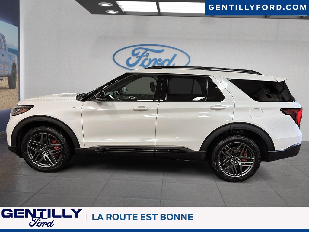 2025 Ford Explorer ST-Line in Bécancour (Gentilly Sector), Quebec - 5 - w1024h768px