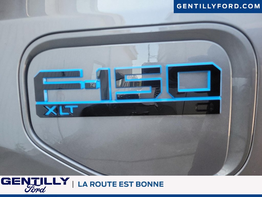 2024 Ford F-150 Lightning XLT in Bécancour (Gentilly Sector), Quebec - 7 - w1024h768px