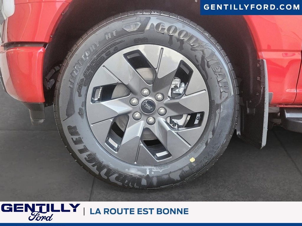 2024 Ford F-150 Lightning XLT in Bécancour (Gentilly Sector), Quebec - 7 - w1024h768px