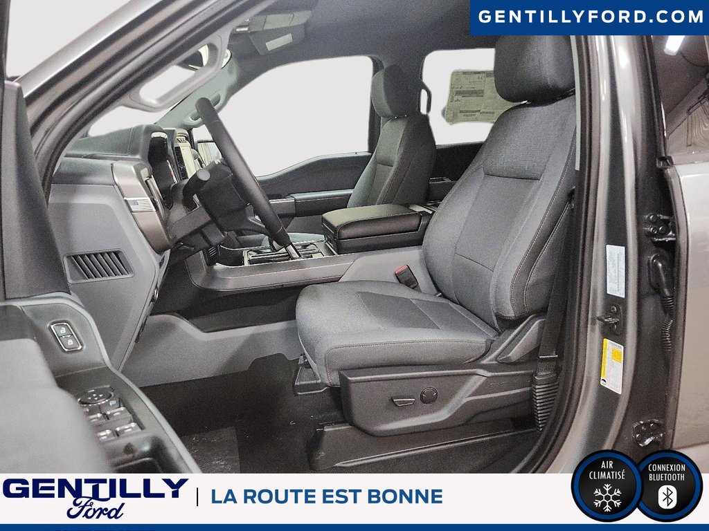 2024 Ford F-150 Lightning XLT in Bécancour (Gentilly Sector), Quebec - 8 - w1024h768px