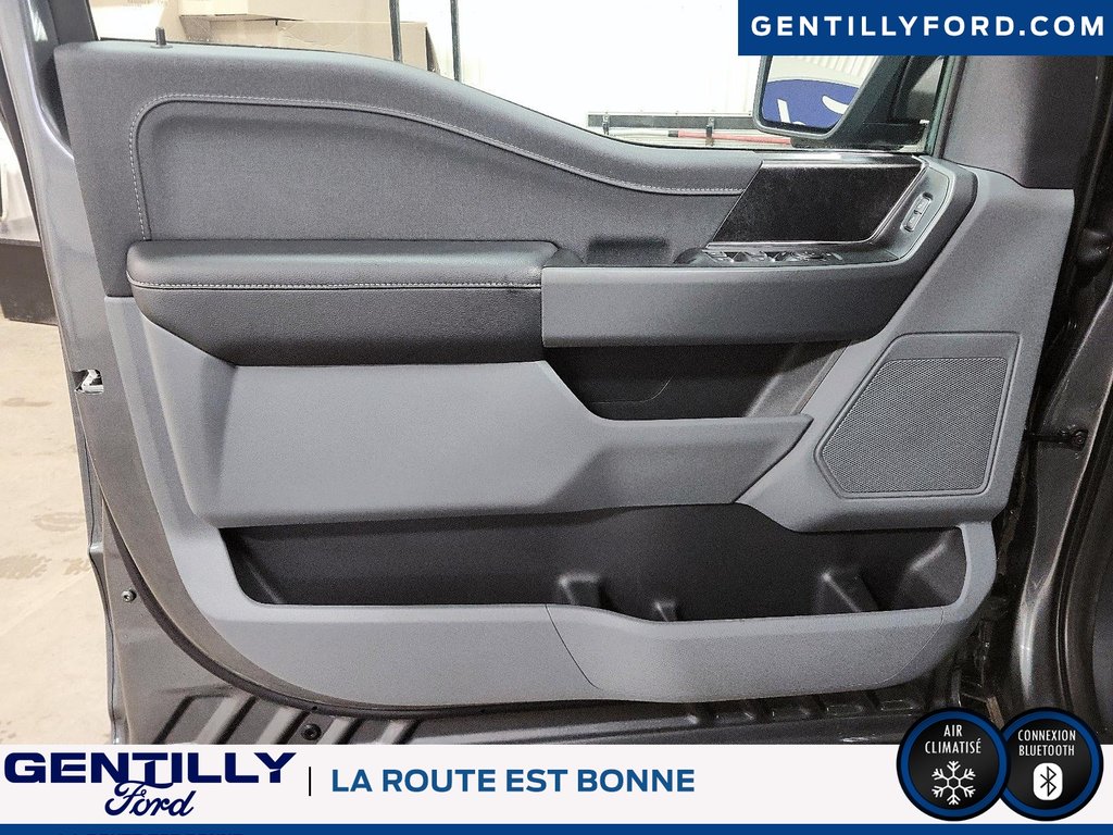 2024 Ford F-150 Lightning XLT in Bécancour (Gentilly Sector), Quebec - 10 - w1024h768px