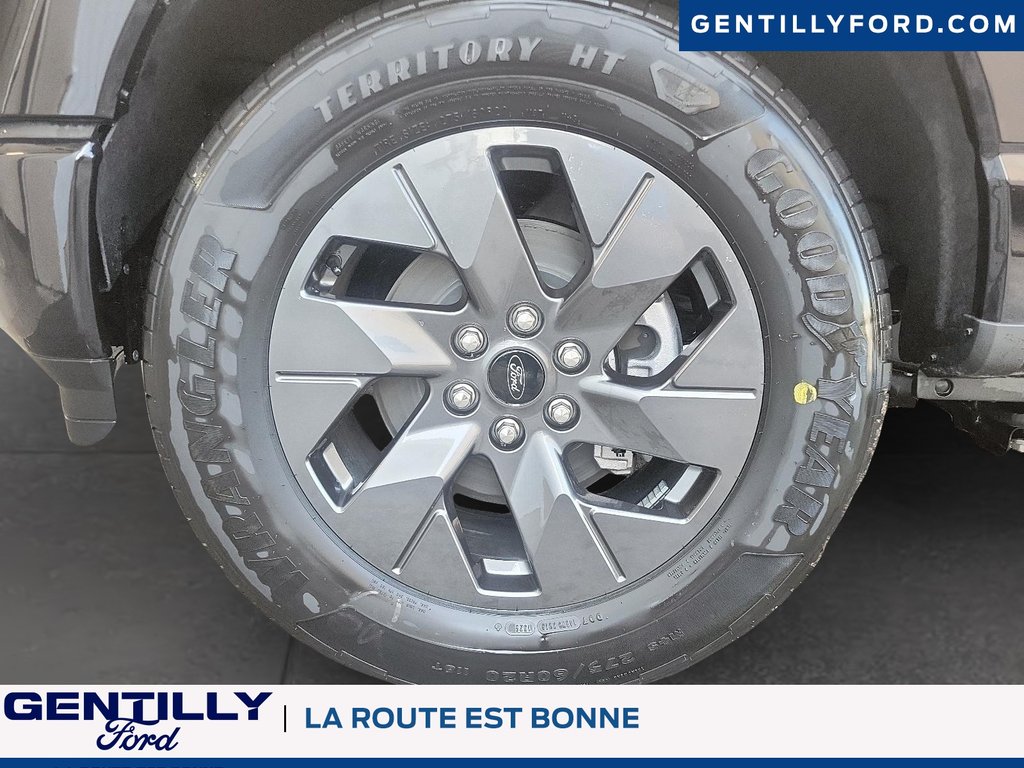 2025 Ford F-150 Lightning Flash in Bécancour (Gentilly Sector), Quebec - 8 - w1024h768px