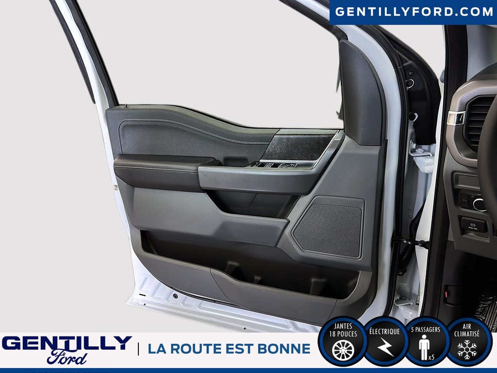 2025 Ford F-150 Lightning XLT in Bécancour (Gentilly Sector), Quebec - 10 - w1024h768px