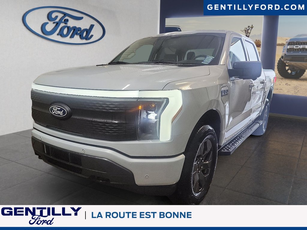 Ford F-150 Lightning Flash 2025 à Bécancour (Secteur Gentilly), Québec - 1 - w1024h768px