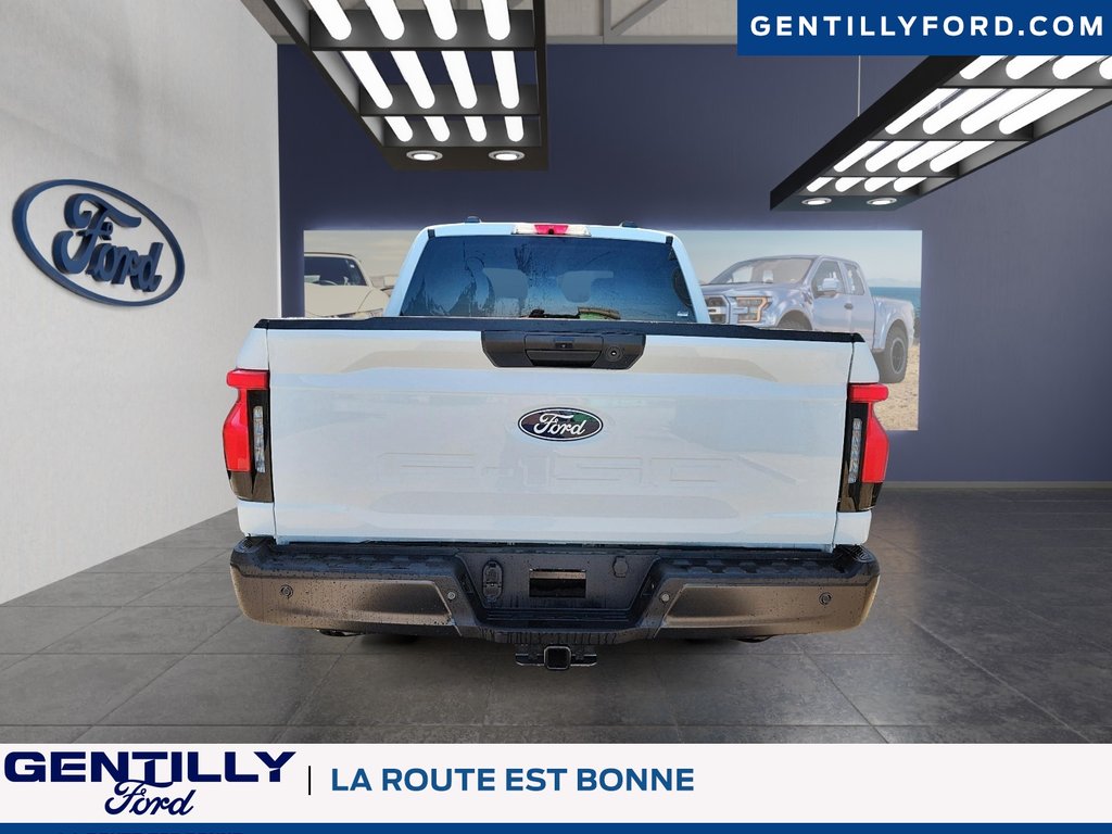 2025 Ford F-150 Lightning Pro in Bécancour (Gentilly Sector), Quebec - 3 - w1024h768px