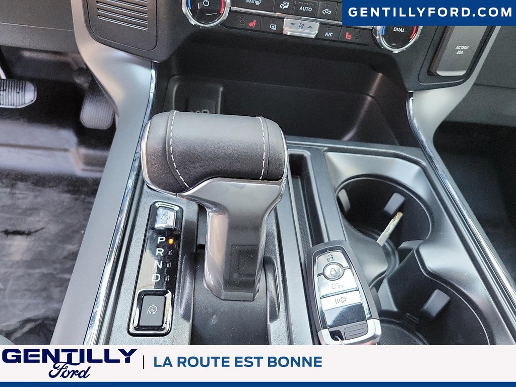 2025 Ford F-150 Lightning Pro in Bécancour (Gentilly Sector), Quebec - 13 - w1024h768px
