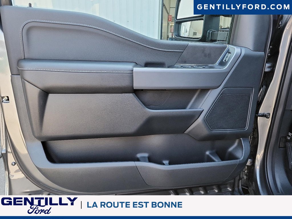 2025 Ford F-150 XLT in Bécancour (Gentilly Sector), Quebec - 10 - w1024h768px