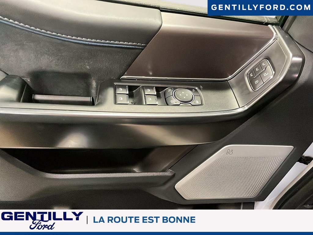 2025 Ford F-150 Platinum in Bécancour (Gentilly Sector), Quebec - 11 - w1024h768px