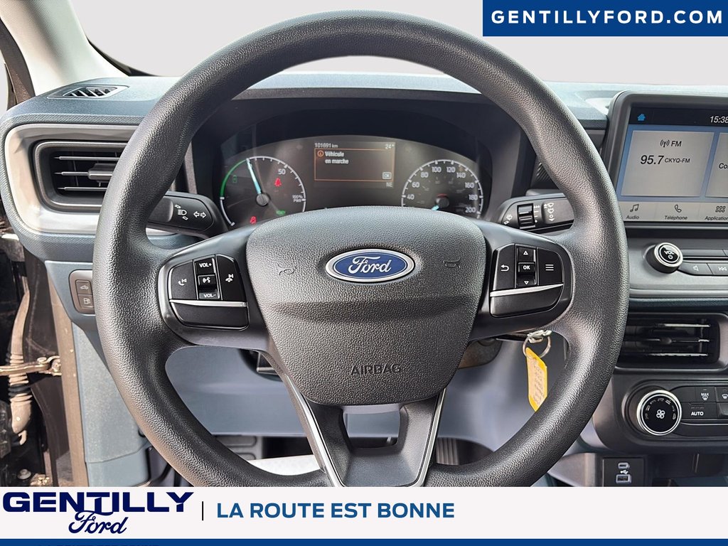 2022 Ford Maverick in Bécancour (Gentilly Sector), Quebec - 12 - w1024h768px