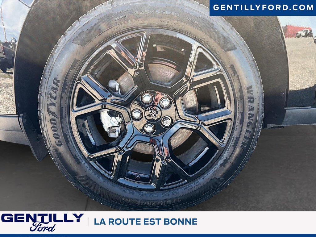 2026 Ford Maverick LARIAT in Bécancour (Gentilly Sector), Quebec - 7 - w1024h768px