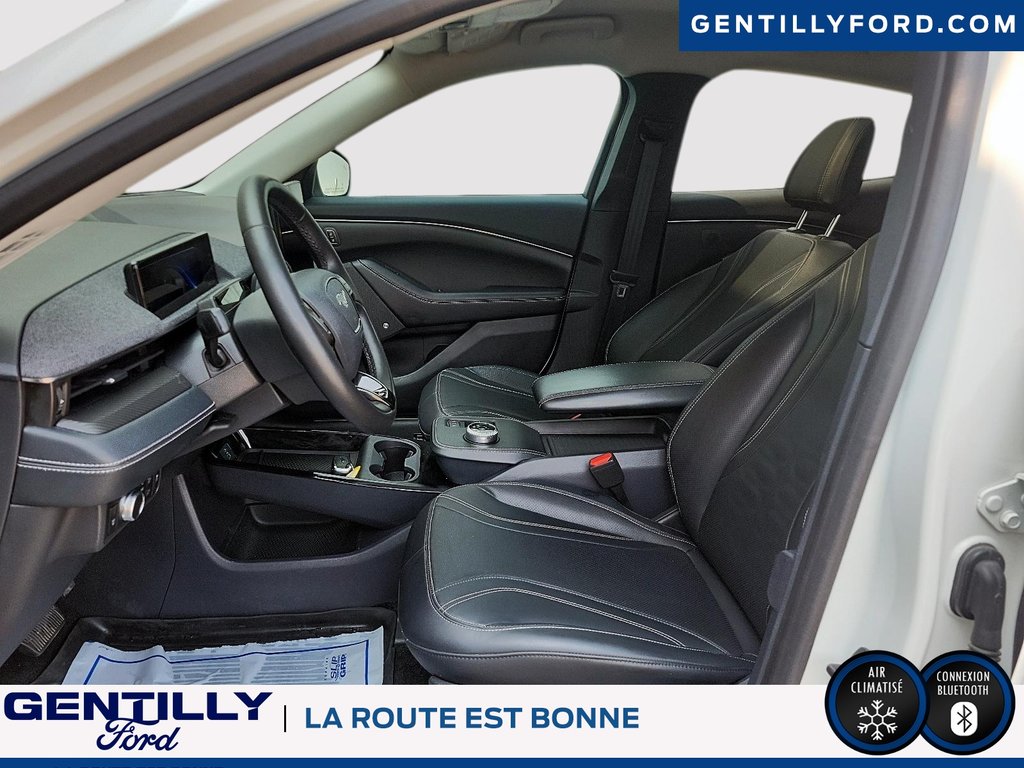 Ford Mustang Mach-E Premium,AWD,Batterie longue durée,Toit Pano,GPS 2022 à Bécancour (Secteur Gentilly), Québec - 8 - w1024h768px