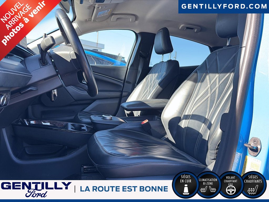 2023 Ford Mustang Mach-E Select in Bécancour (Gentilly Sector), Quebec - 2 - w1024h768px