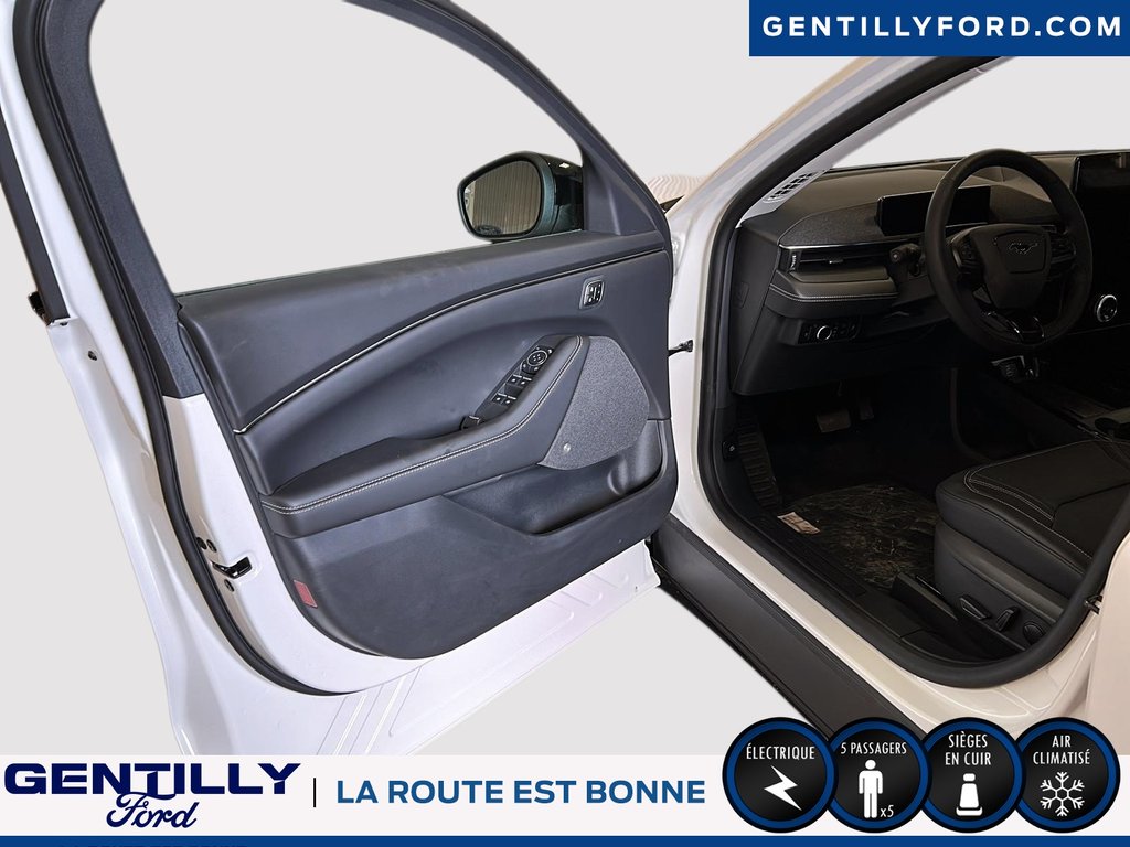 2025 Ford Mustang Mach-E Premium in Bécancour (Gentilly Sector), Quebec - 10 - w1024h768px
