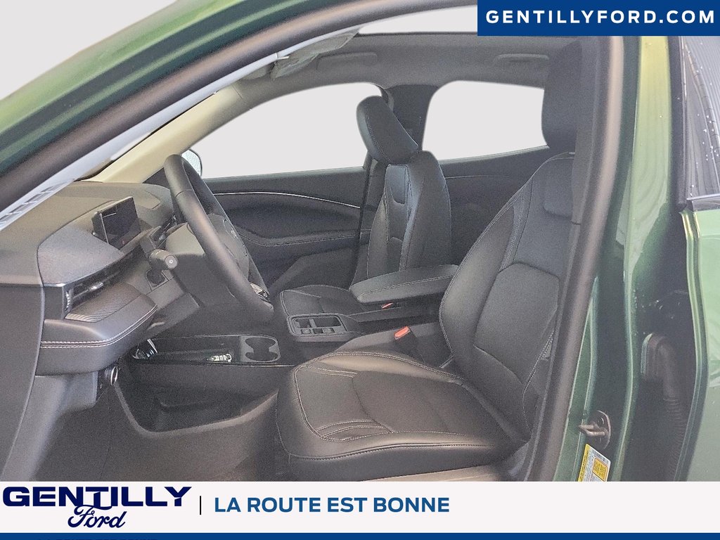 2025 Ford Mustang Mach-E Premium in Bécancour (Gentilly Sector), Quebec - 9 - w1024h768px