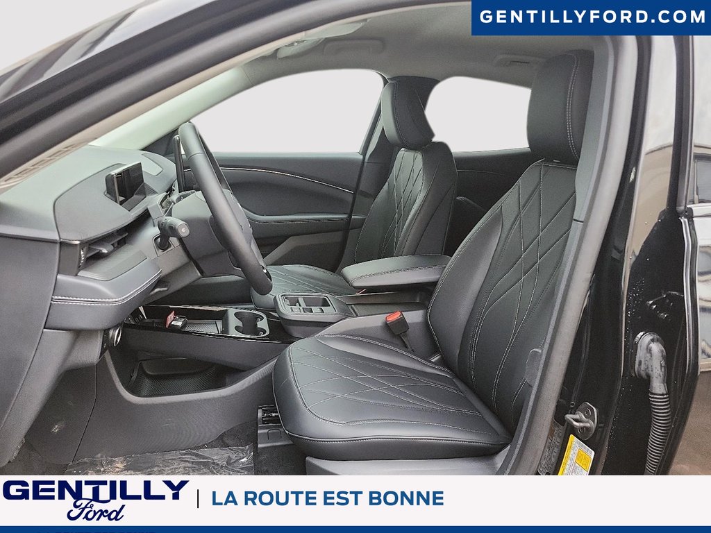 2025 Ford Mustang Mach-E Select in Bécancour (Gentilly Sector), Quebec - 8 - w1024h768px