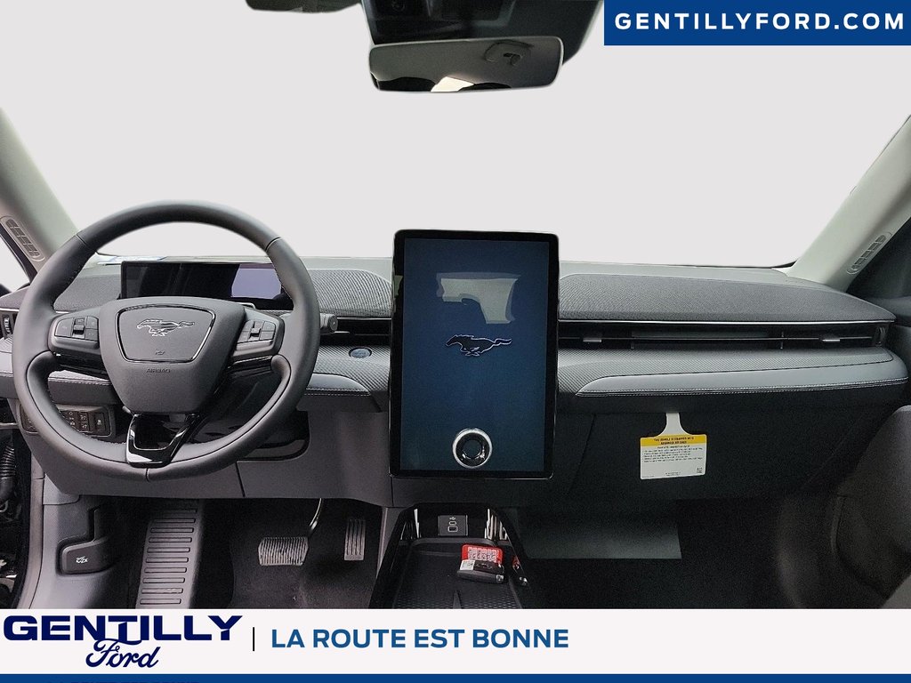 2025 Ford Mustang Mach-E Select in Bécancour (Gentilly Sector), Quebec - 9 - w1024h768px