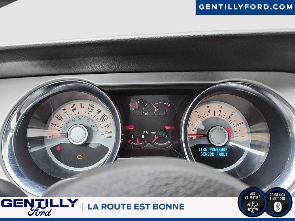Ford Mustang V6 2010 à Bécancour (Secteur Gentilly), Québec - 12 - w1024h768px