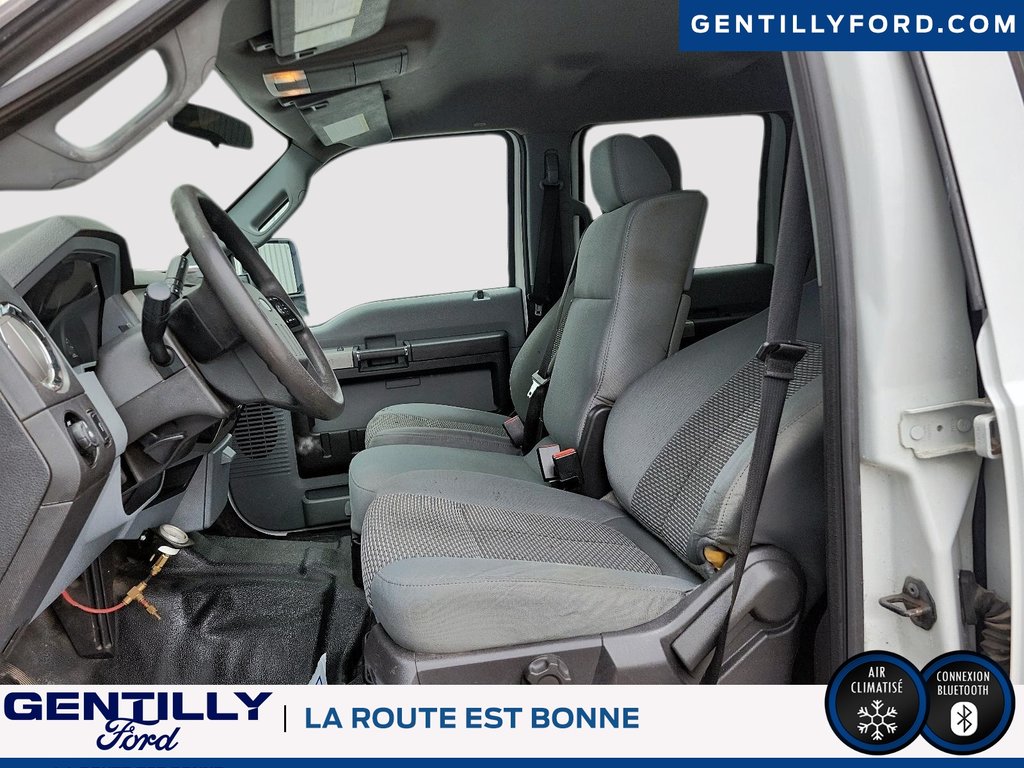 2015 Ford Super Duty F-250 SRW in Bécancour (Gentilly Sector), Quebec - 15 - w1024h768px