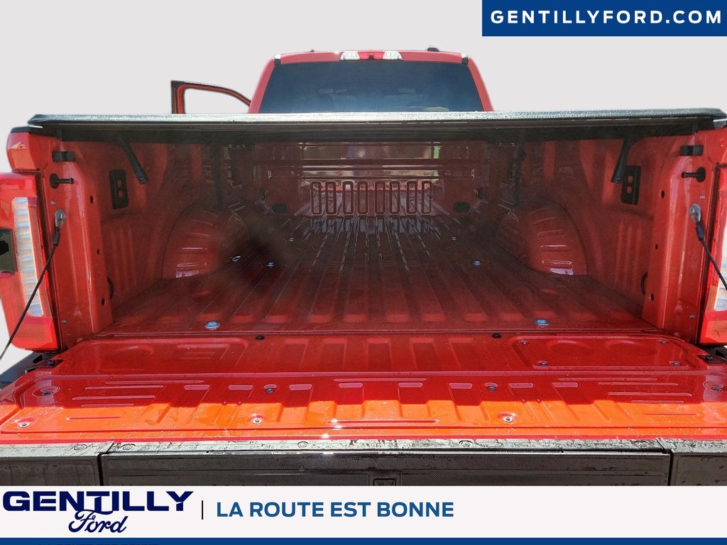 Ford Super Duty F-250 SRW LARIAT 2025 à Bécancour (Secteur Gentilly), Québec - 15 - w1024h768px