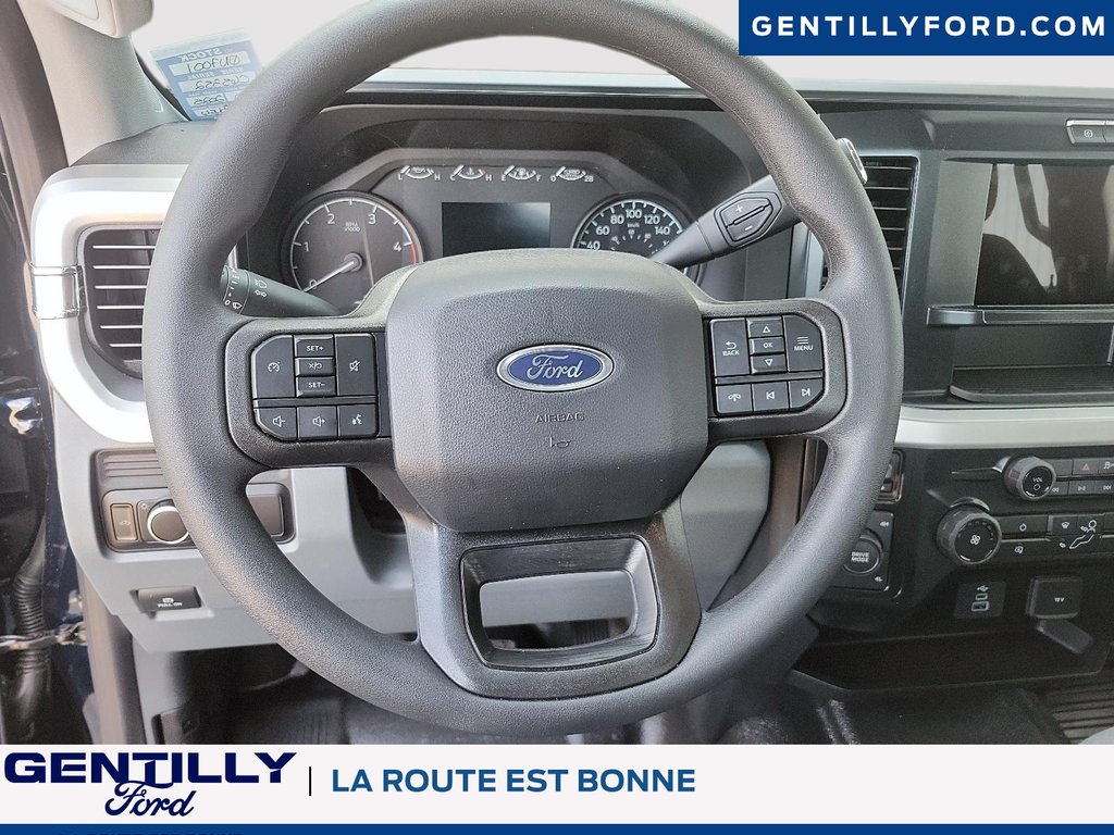 Ford Super Duty F-250 SRW XL 2025 à Bécancour (Secteur Gentilly), Québec - 11 - w1024h768px